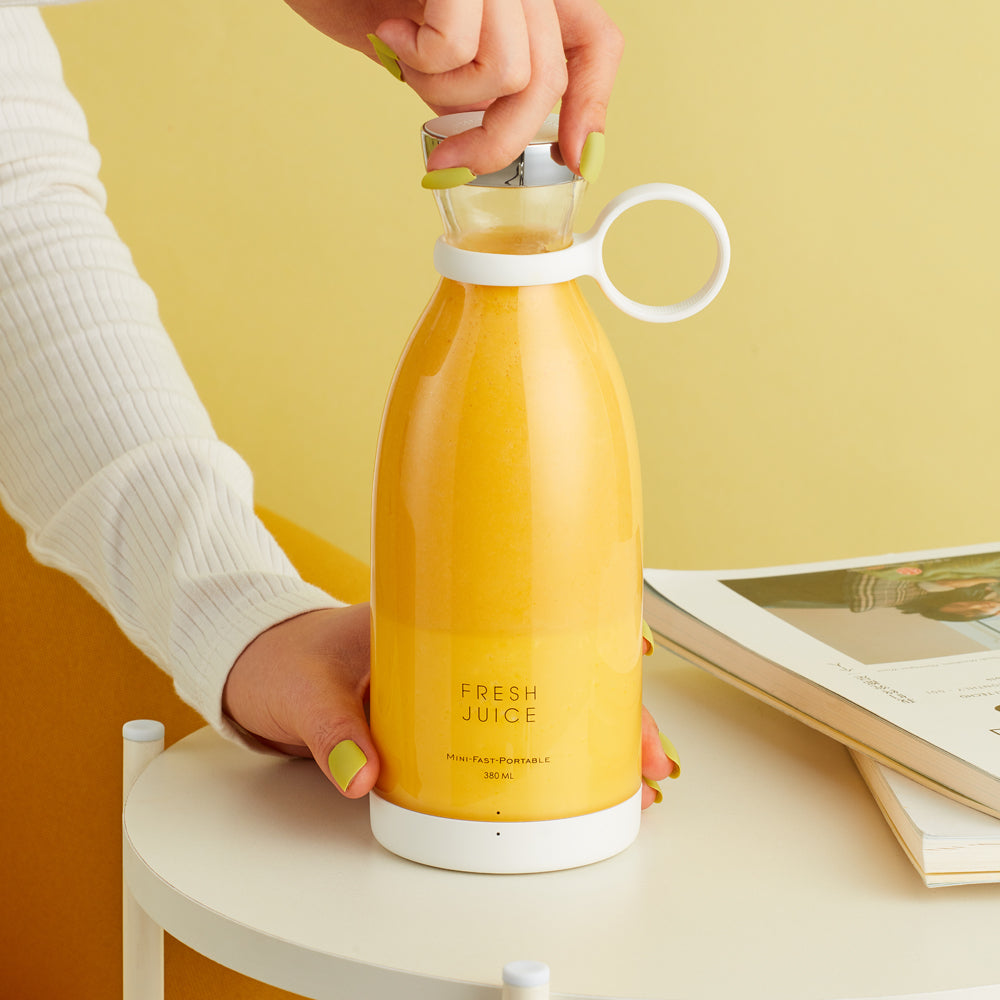 New Portable Electric Bottle Juicer For Shakes And Smoothies